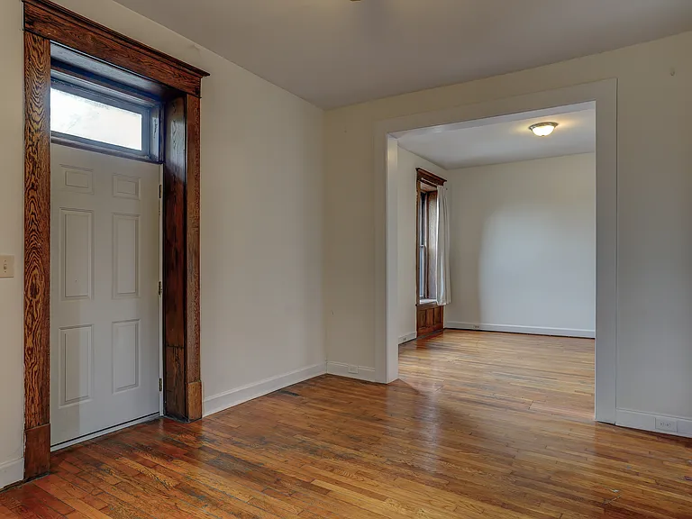 209 W 5th Ave #204 — Photo 9