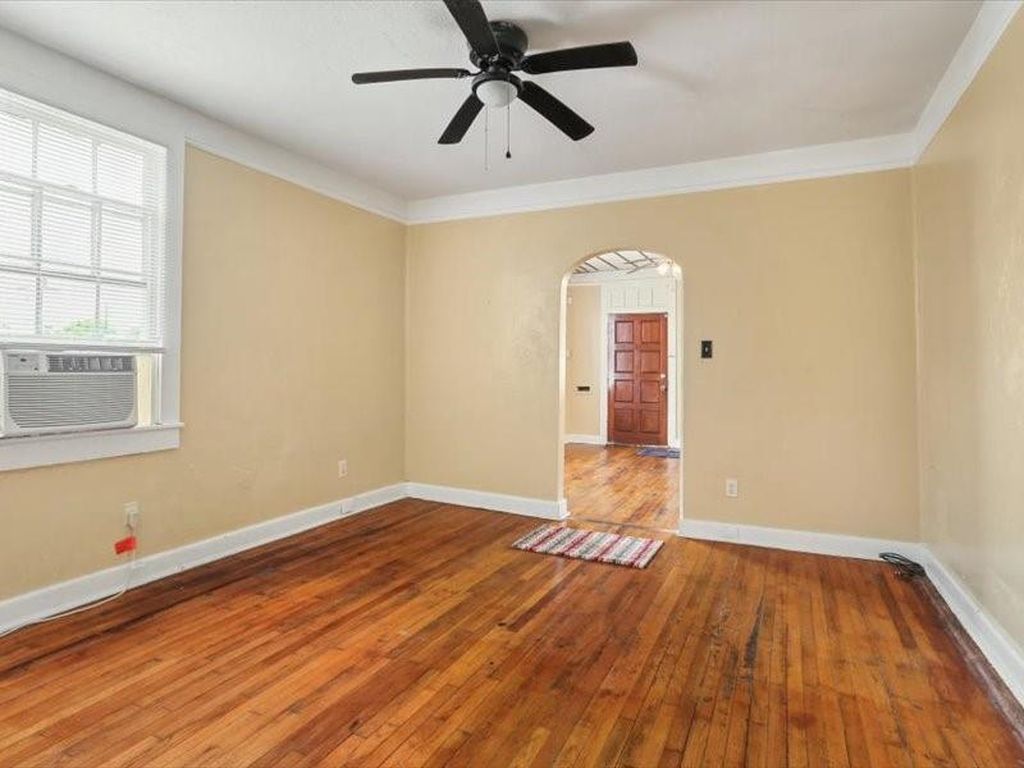 1833 Saint Anthony St, New Orleans, LA - View 5
