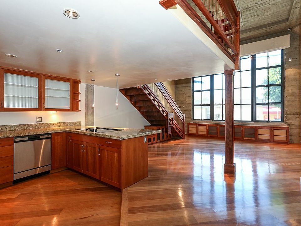 1st image of 601 4th St Unit 124