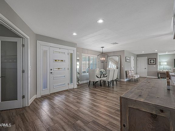 5th image of 5221 E KAREN Drive