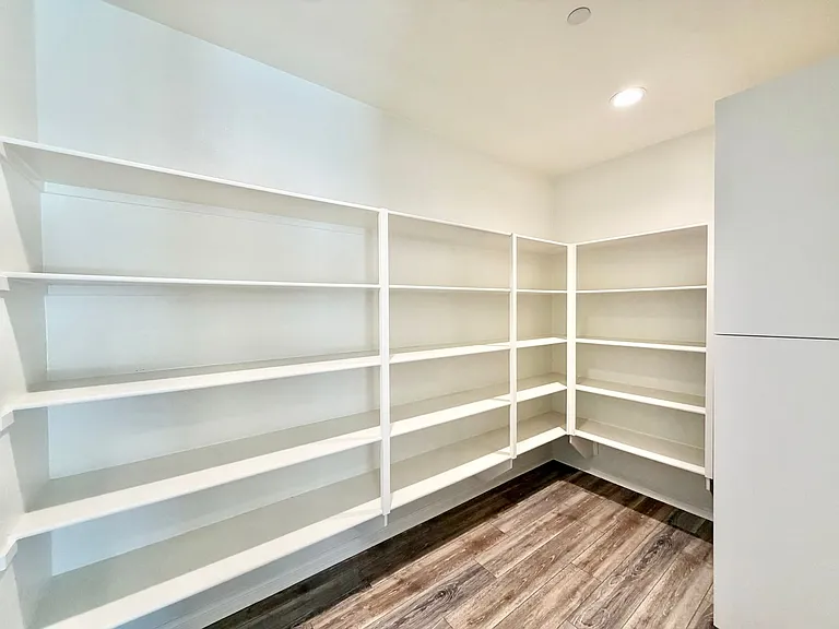 32463 McKiernan Ln — Photo 25
