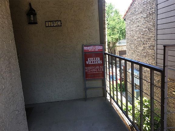 3rd image of 336 Melrose Dr APT 19C