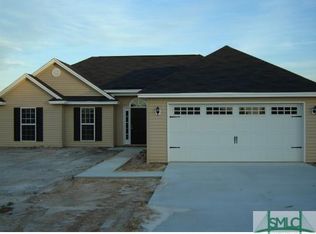 744 Park Dr, Ellabell, GA 31308