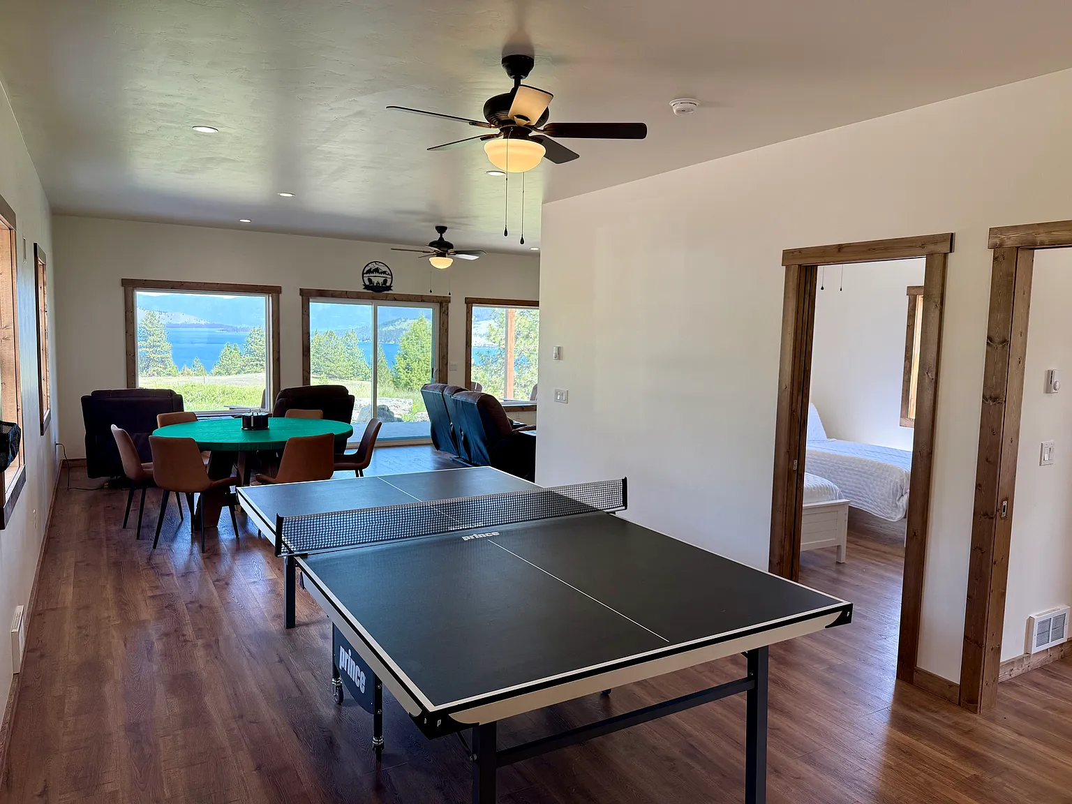 4 bed, 1800 sqft, $2,250 — Photo 2