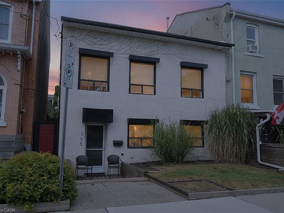 3rd image of 355 Macnab St N