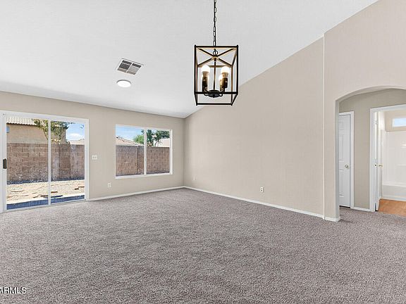 5th image of 1152 S BRIDGER Drive
