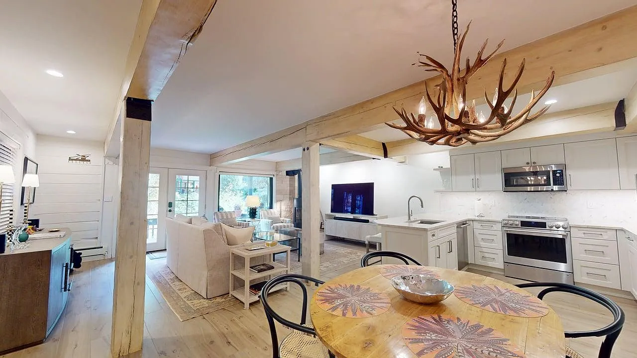 2 bed, 1064 sqft, $7,000 — Photo 4