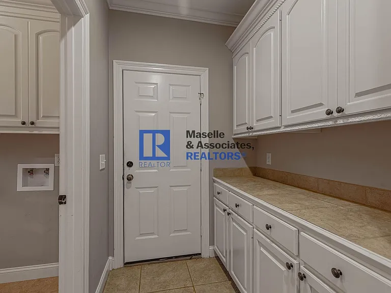 403 Evian Way — Photo 15