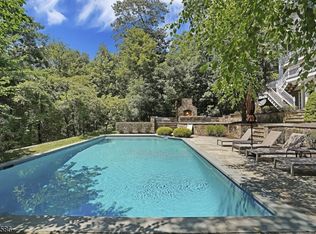 136-1 Mount Harmony Rd, Bernardsville, NJ 07924