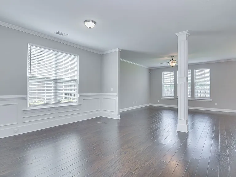 1247 Cobblefield Dr — Photo 7