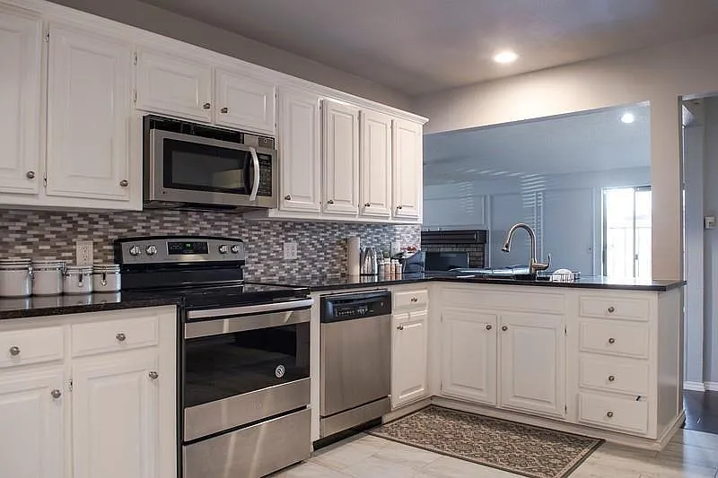 3 bed, 1529 sqft, $2,250 — Photo 4