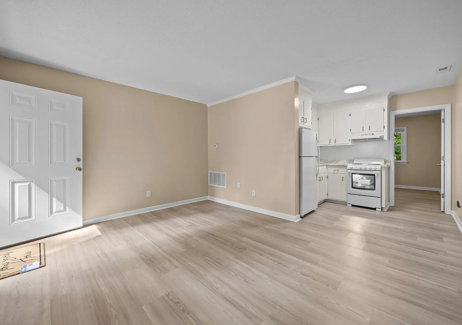 1190 Gould Road — Photo 3