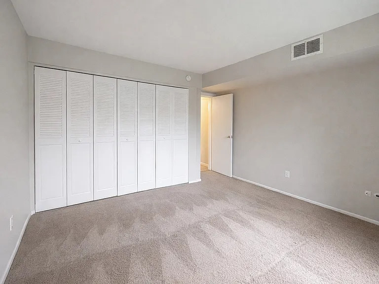 Carpeted 2-Bedroom