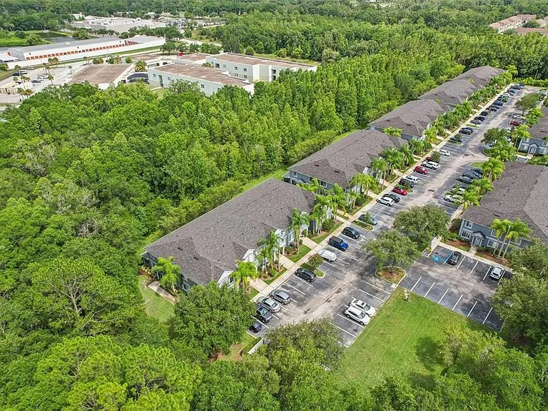18181 Paradise Point Dr — Photo 14
