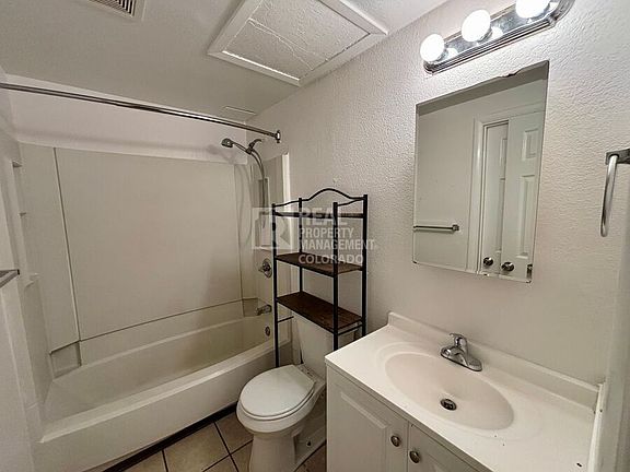 4th image of 6172 E 64th Pl