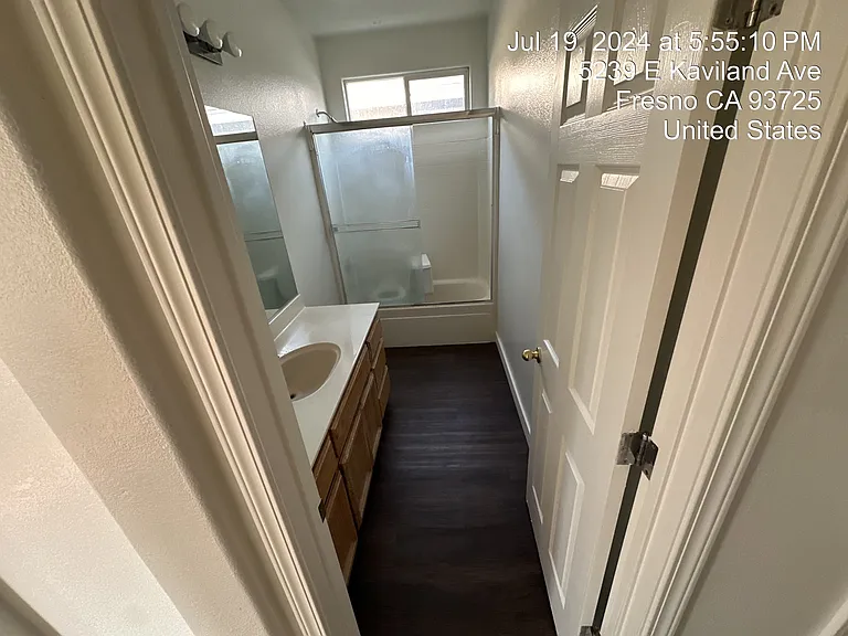 5239 E Kaviland Ave — Photo 8