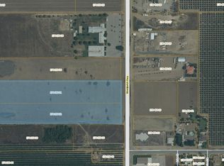 8724 Weedpatch Hwy, Lamont, CA 93241