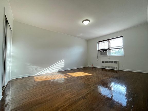 2nd image of 2554 E 12th St Floor 2