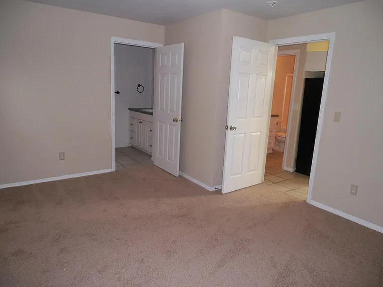 5643 46th Ln SE — Photo 8
