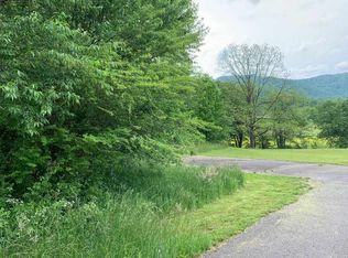 939 Billy Ln, Hiawassee, GA 30546