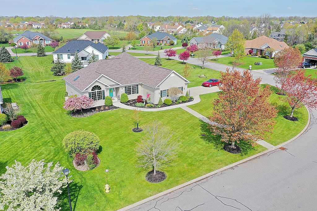 6183 Ranch View Dr N, East Amherst, NY 14051 Zillow