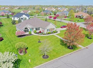 6183 Ranch View Dr N, East Amherst, NY 14051