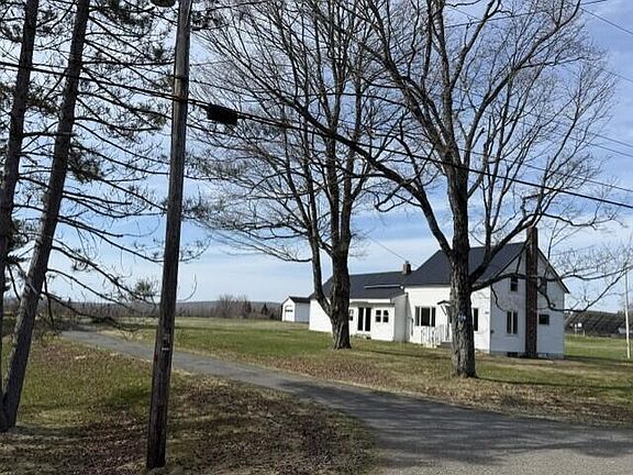 3rd image of 206 E Plantation Road