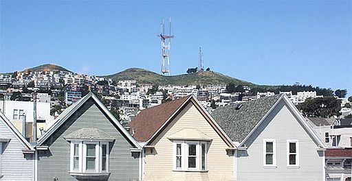 5th image of 745 Diamond St