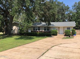 20 40th St, Gulfport, MS 39507