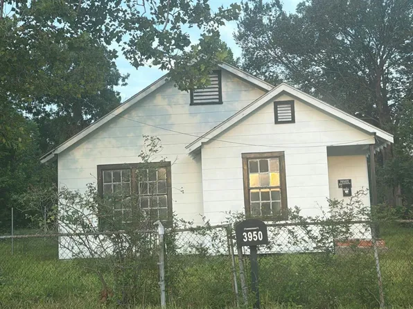 3950 Scranton St, Beaumont, TX 77703
