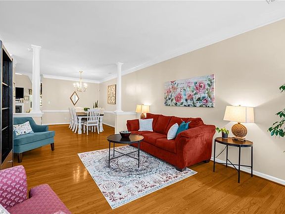 4th image of 111 Channel Cove Ct