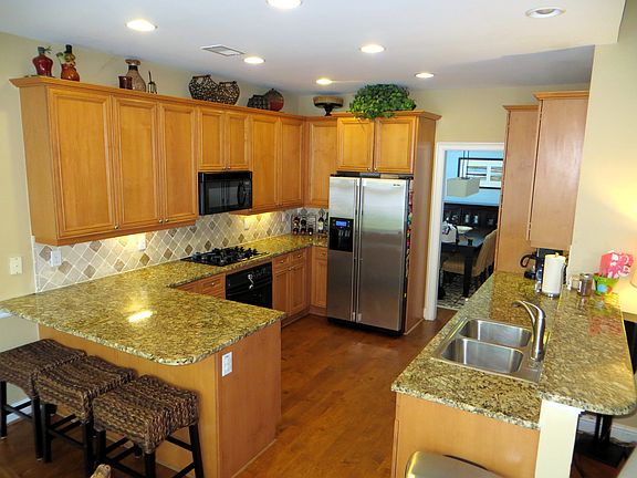 Breakfast bar