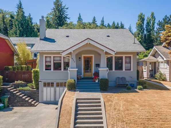 437 N 11th St, Coos Bay, OR 97420