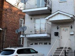 54 Woodlawn Ave #2, Jersey City, NJ 07305