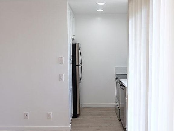 2nd image of 3275 C St