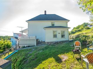 104 School St, Norwich, CT 06360
