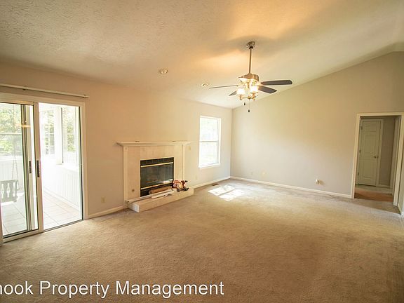 5th image of 31 N Brookfield Dr