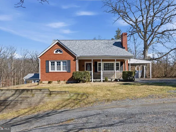 1064 Strasburg Rd, Front Royal, VA 22630