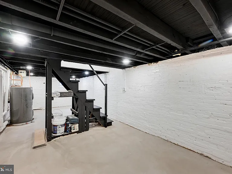 1705 Olive St — Photo 22