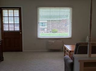 719 Blue Ash Dr SE, Kentwood, MI 49548