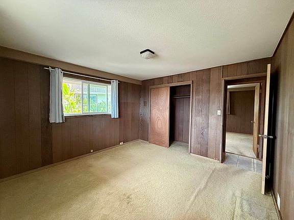 Bedroom #1- Primary (2/2)