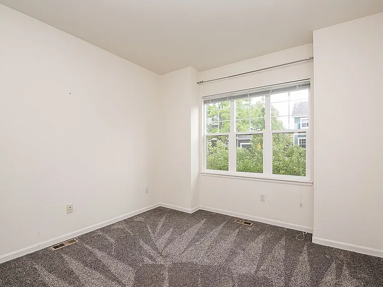 2756 Sage Creek Rd — Photo 7
