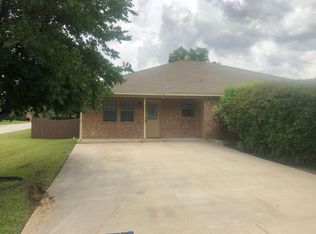 1301 Edison Ave UNIT B, Bridgeport, TX 76426