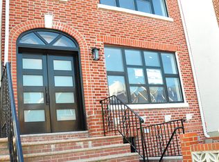 120 Bay 8 St, Brooklyn, NY 11228