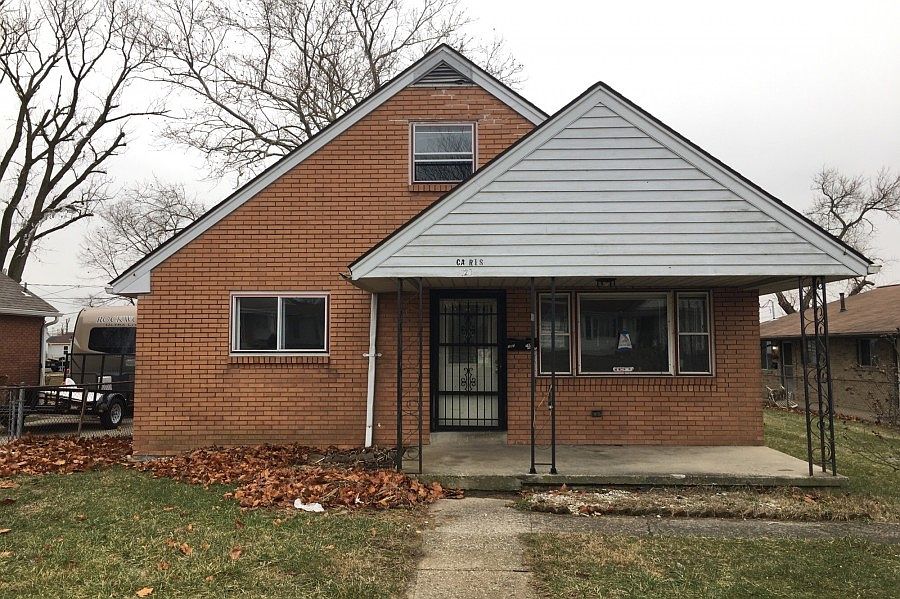 1st image of 123 Pawpaw St