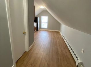 108 Andrews St #3, Lowell, MA 01852
