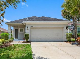 17414 New Cross Cir, Lithia, FL 33547