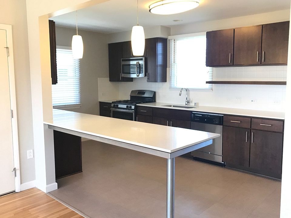 1st image of 1437 Elkgrove Cir #2