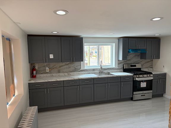 5th image of 107 Union Ave