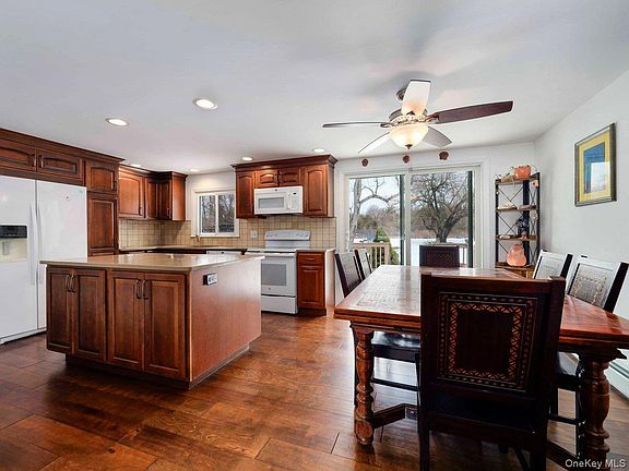 4th image of 14 Harrigan Road